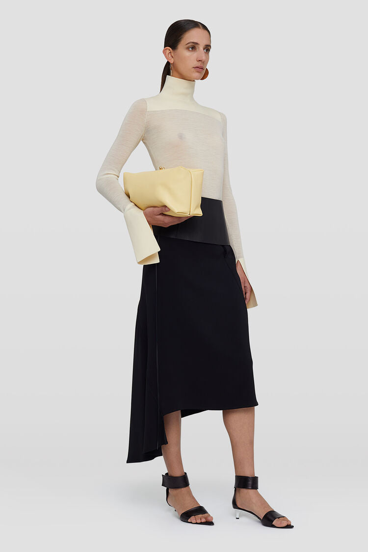 Long-sleeved sweater with off-gauge sleeve detailing